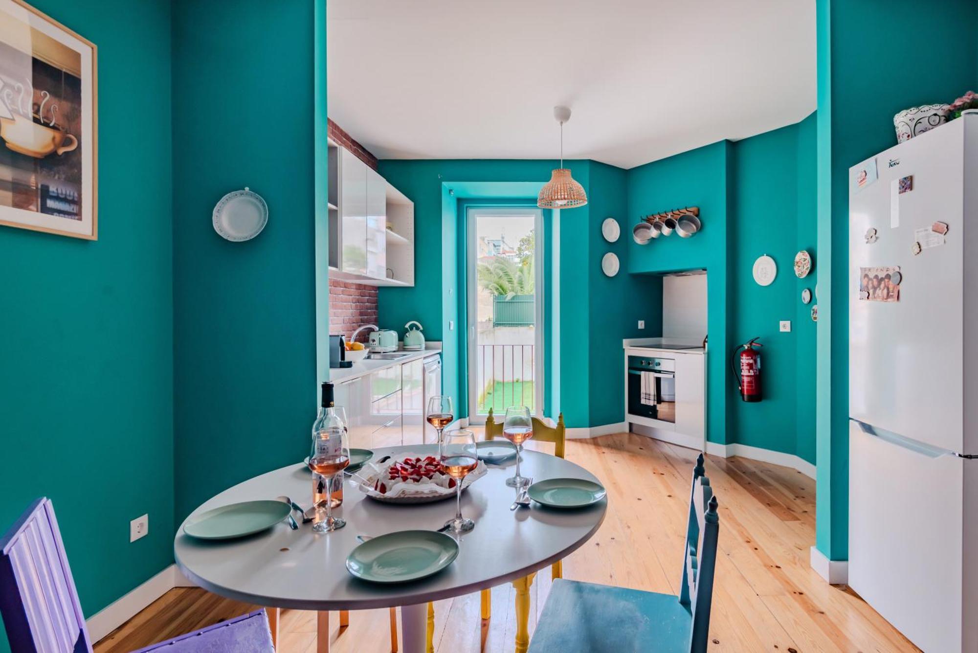 Monica'S Place A Friends' Inspired Apartment Лиссабон Экстерьер фото
